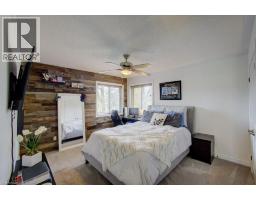 76 KENNEDY Road - 27