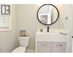 74 LAMPMAN Drive - 36