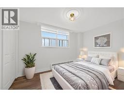 212 KERR Street UnitNo. 702 - 7