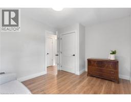 1 BLACKFRIARS Place - 25