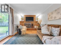 11 THISTLE Court - 15