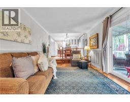 11 THISTLE Court - 16