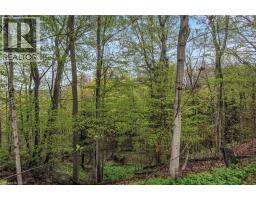 11 THISTLE Court - 33