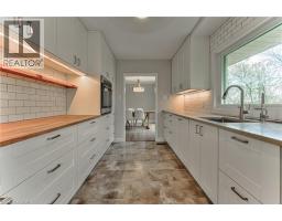 74 LEASIDE Place - 14