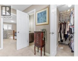 555 CHABLIS Drive UnitNo. 18 - 18