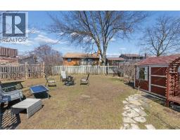24 BRIAR KNOLL Place - 37