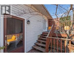 24 BRIAR KNOLL Place - 41