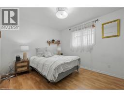 444 BURNETT Avenue - 30