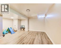 518 KROTZ Street W - 33