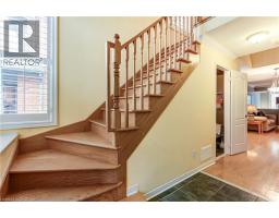 1084 W QUEEN Street W UnitNo. 8B - 6