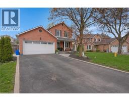 26 TELFER Court - 2