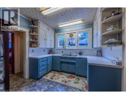 72 CRESCENT Boulevard - 15