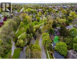 72 CRESCENT Boulevard - 31