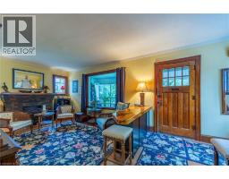 72 CRESCENT Boulevard - 9