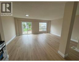 725 PARIS Boulevard - 9