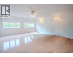 79 MOORLAND Crescent - 25
