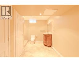 79 MOORLAND Crescent - 37