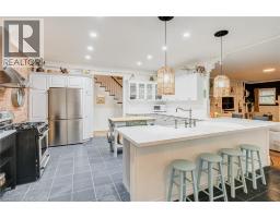 1097 MINERAL SPRINGS Road - 11