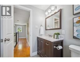 31 GLEN LAKE Crescent - 32