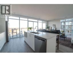 15 GLEBE Street UnitNo. 1701 - 4