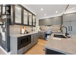 3 QUEENSBROOK Crescent - 7