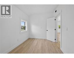 27 CAYUGA Street N - 19