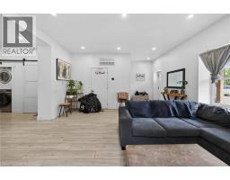 27 CAYUGA Street N - 27