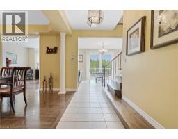 27 GLAZEBROOK Crescent - 13