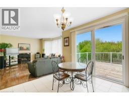 27 GLAZEBROOK Crescent - 17