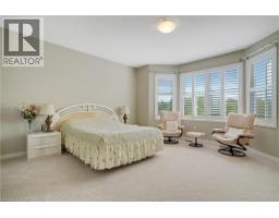 27 GLAZEBROOK Crescent - 24