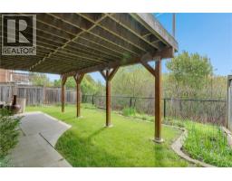 27 GLAZEBROOK Crescent - 3
