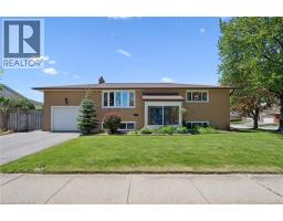 47 OAKHURST Crescent - 1