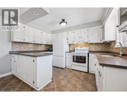 47 OAKHURST Crescent - 12