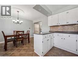 47 OAKHURST Crescent - 14