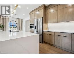629 ANTON Crescent - 10