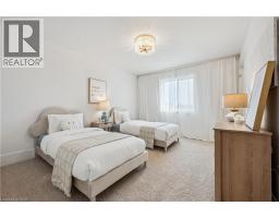 629 ANTON Crescent - 21