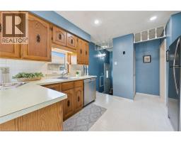 441 HIGHLAND Road E - 14