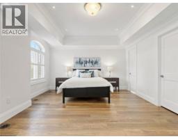 315 WILSON Street W - 24