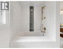 315 WILSON Street W - 26