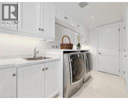 315 WILSON Street W - 30