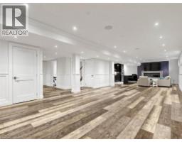 315 WILSON Street W - 31