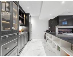 315 WILSON Street W - 33