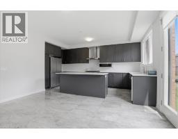 18 JOHN CARPENTER Road - 12
