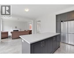 18 JOHN CARPENTER Road - 16