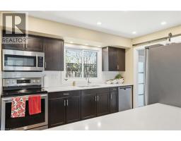 66 PURNELL Drive - 16