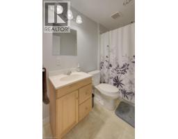 58D HARRIS Avenue - 36