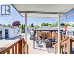 11 HEMLOCK CRES Crescent - 28