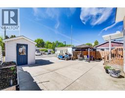 11 HEMLOCK CRES Crescent - 3
