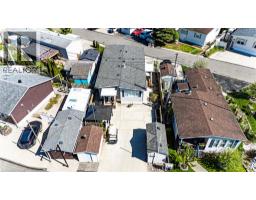 11 HEMLOCK CRES Crescent - 32