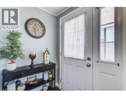 11 HEMLOCK CRES Crescent - 5